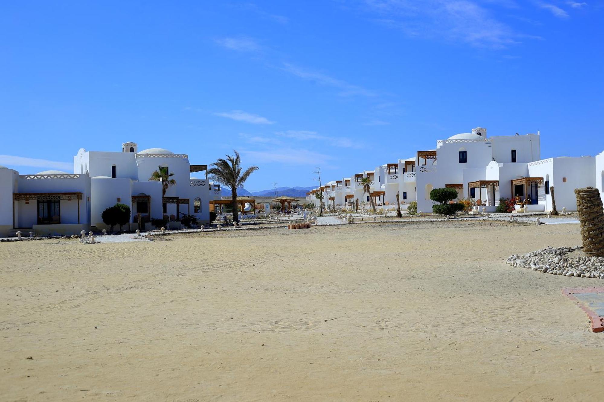 Beach Safari Nubian Resort Marsa Alam Esterno foto